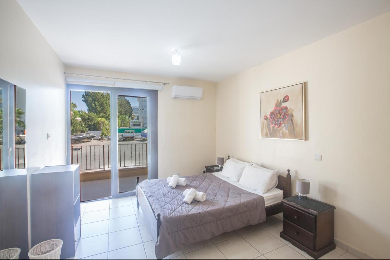 Napiana Apartments ไอยานาปา ภายนอก รูปภาพ